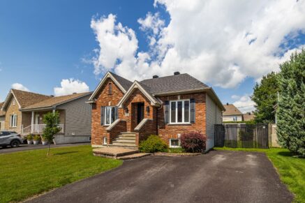 129 Rue Joseph-Charles-Coallier Saint-Jean-sur-Richelieu (Montérégie)