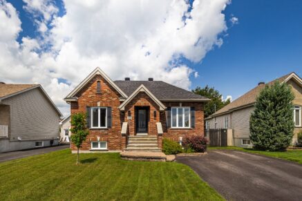 129 Rue Joseph-Charles-Coallier Saint-Jean-sur-Richelieu (Montérégie)