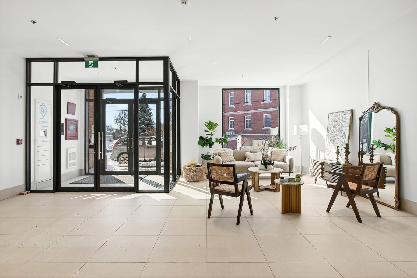 45 Av. Westminster S. #105 Montréal-Ouest (Montréal)