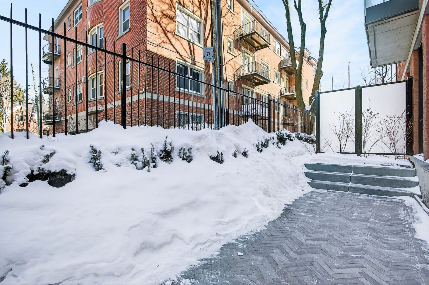 45 Av. Westminster S. #105 Montréal-Ouest (Montréal)