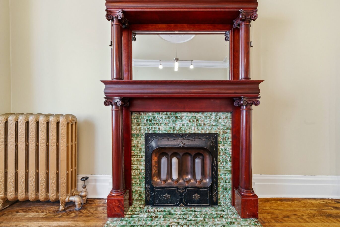 5168 Av. du Parc Montréal (Le Plateau-Mont-Royal) (Montréal)