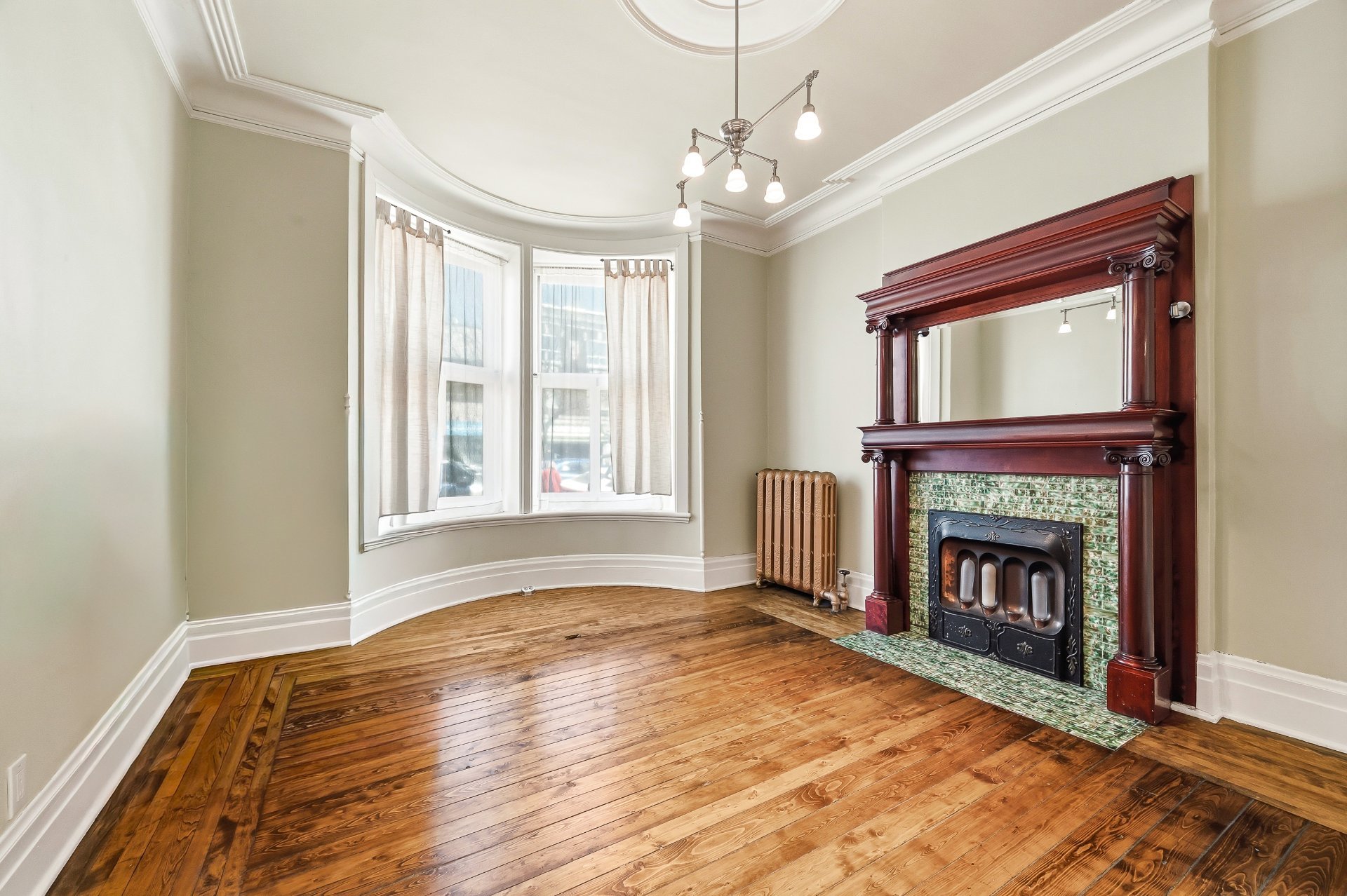 5168 Av. du Parc Montréal (Le Plateau-Mont-Royal) (Montréal)