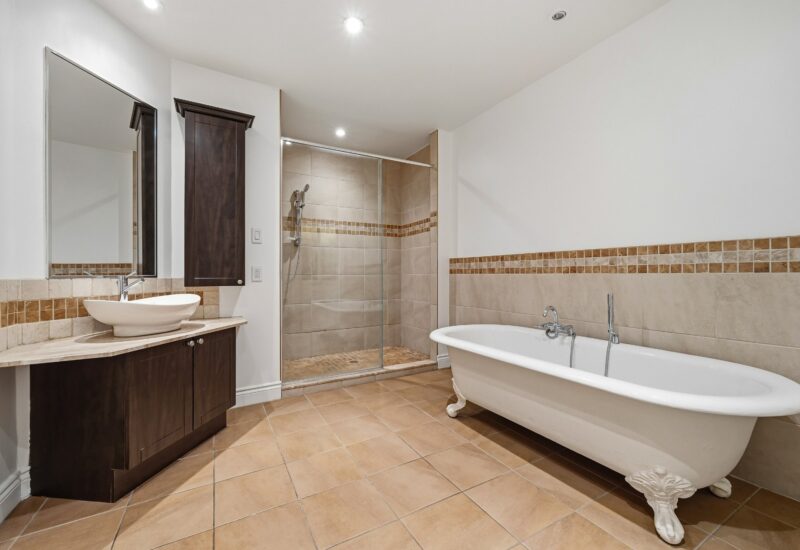 5168 Av. du Parc Montréal (Le Plateau-Mont-Royal) (Montréal)