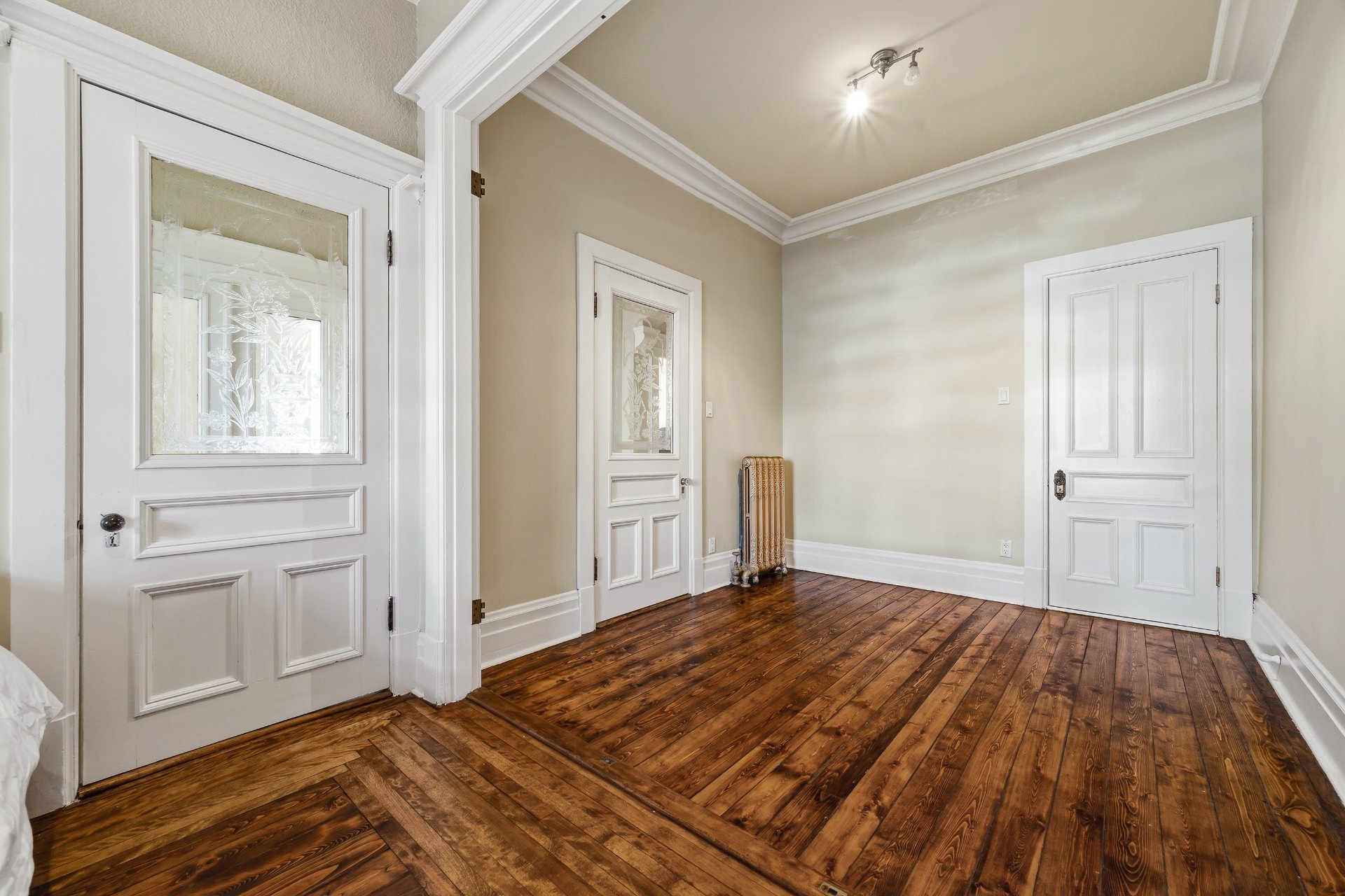 5168 Av. du Parc Montréal (Le Plateau-Mont-Royal) (Montréal)