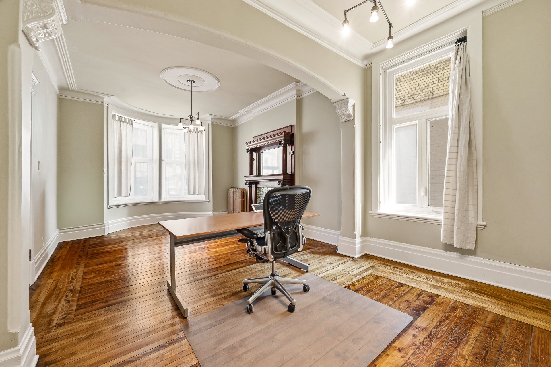 5168 Av. du Parc Montréal (Le Plateau-Mont-Royal) (Montréal)