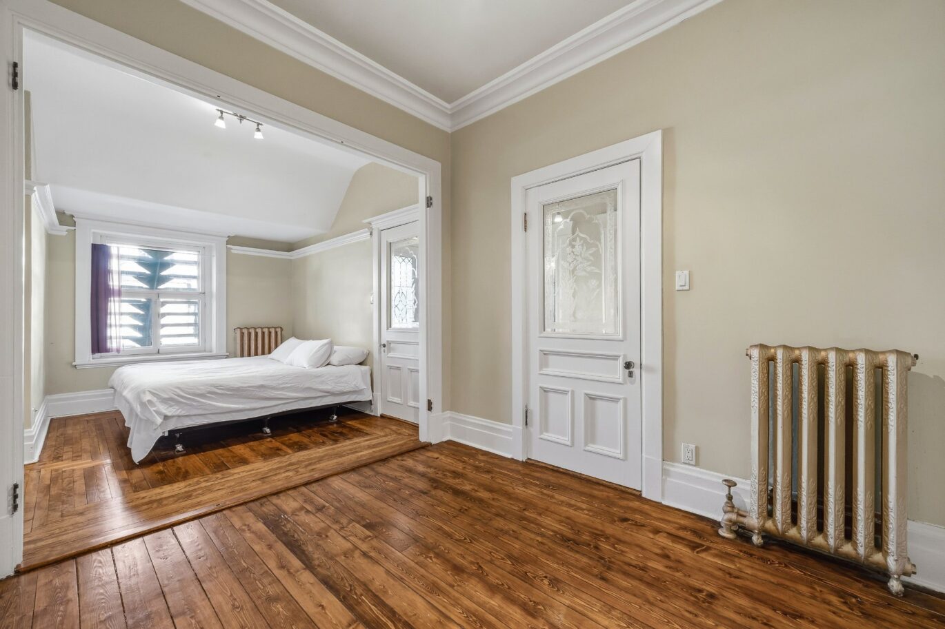 5168 Av. du Parc Montréal (Le Plateau-Mont-Royal) (Montréal)