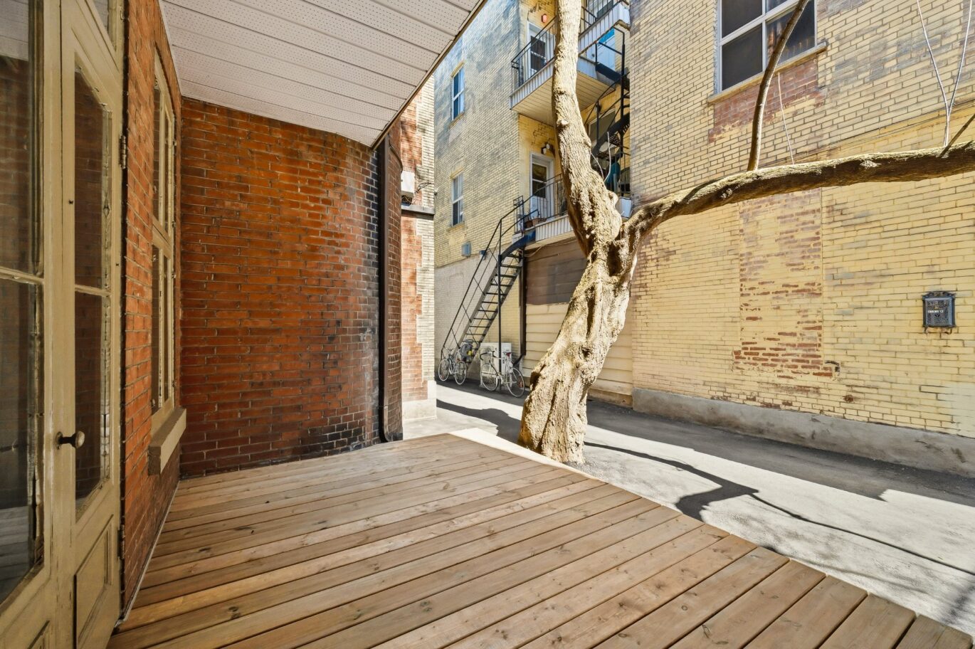 5168 Av. du Parc Montréal (Le Plateau-Mont-Royal) (Montréal)