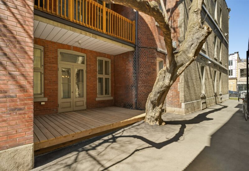 5168 Av. du Parc Montréal (Le Plateau-Mont-Royal) (Montréal)