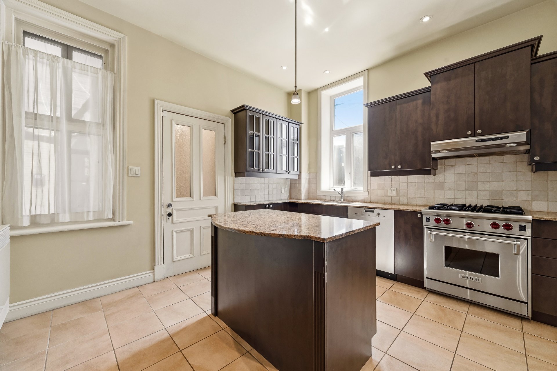 5168 Av. du Parc Montréal (Le Plateau-Mont-Royal) (Montréal)