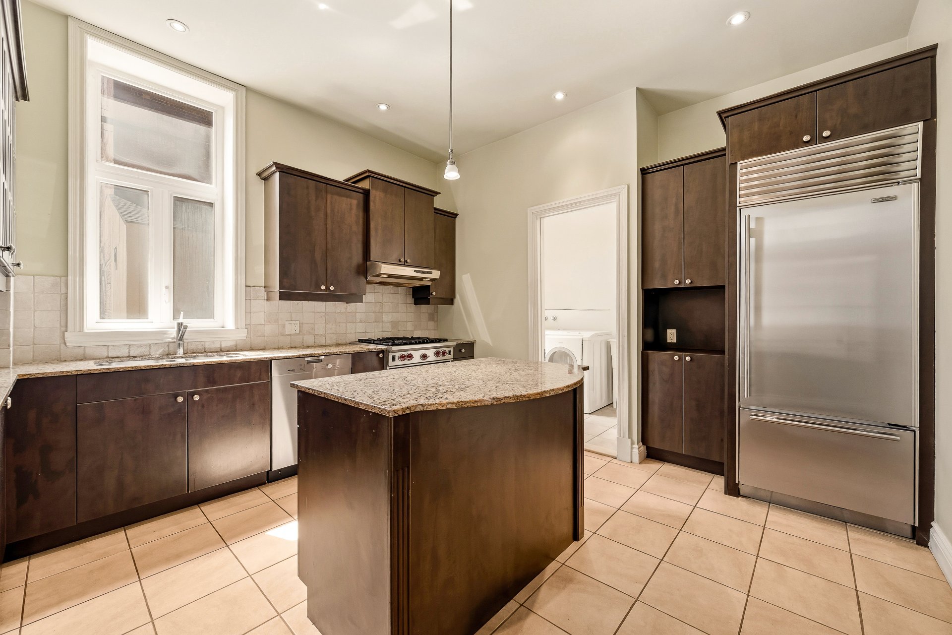 5168 Av. du Parc Montréal (Le Plateau-Mont-Royal) (Montréal)