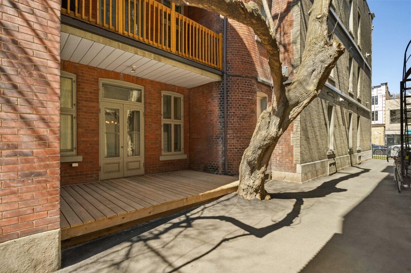 5168 Av. du Parc Montréal (Le Plateau-Mont-Royal) (Montréal)