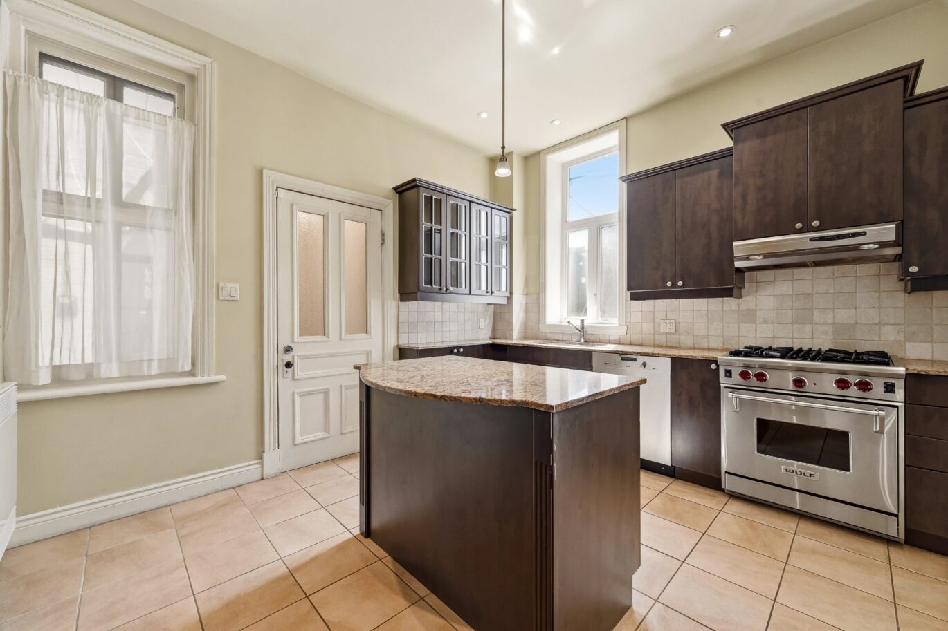 5168 Av. du Parc Montréal (Le Plateau-Mont-Royal) (Montréal)
