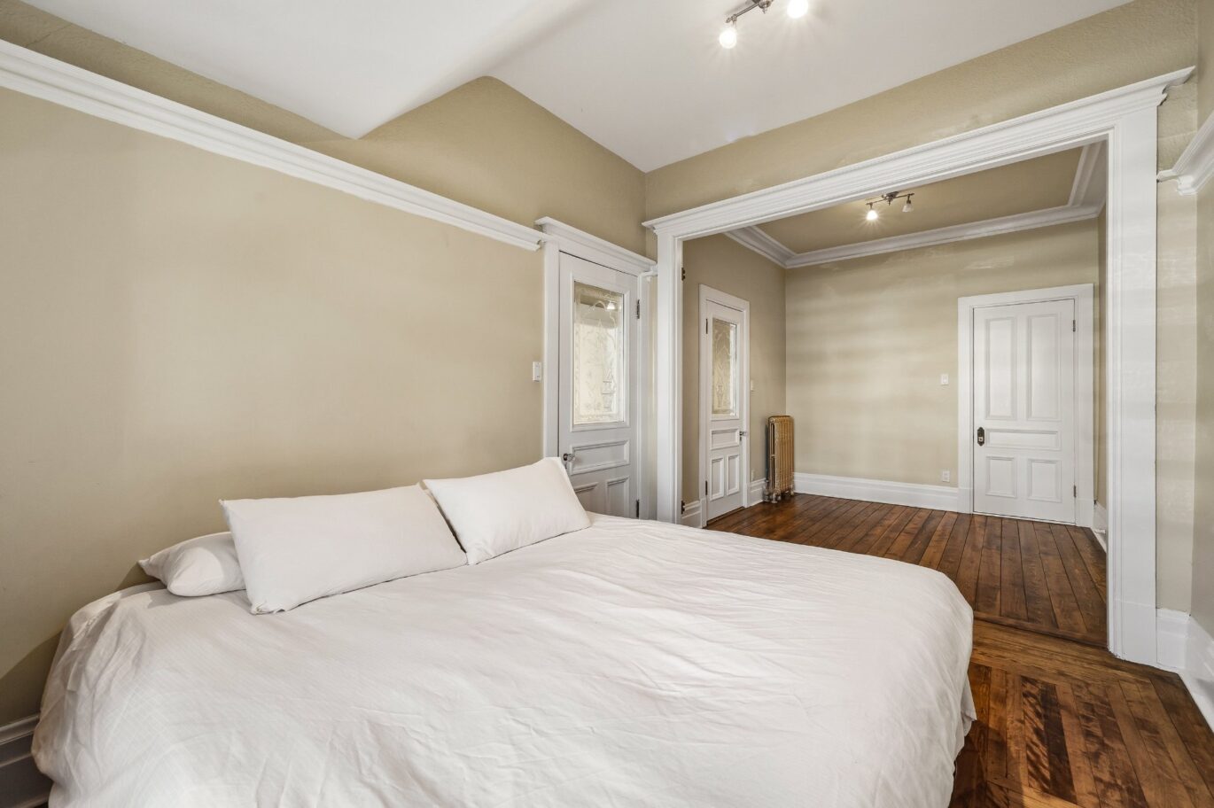 5168 Av. du Parc Montréal (Le Plateau-Mont-Royal) (Montréal)