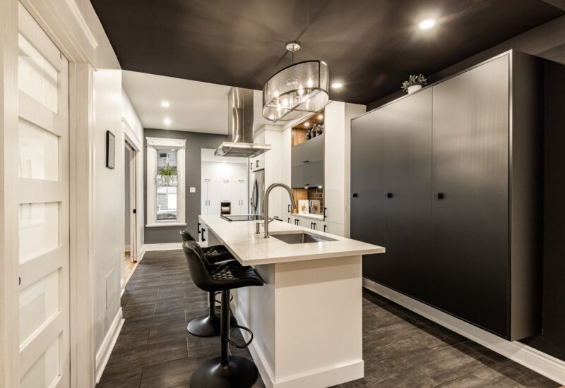 2315 Av. Madison Montréal (Côte-des-Neiges/Notre-Dame-de-Grâce) (Montréal)
