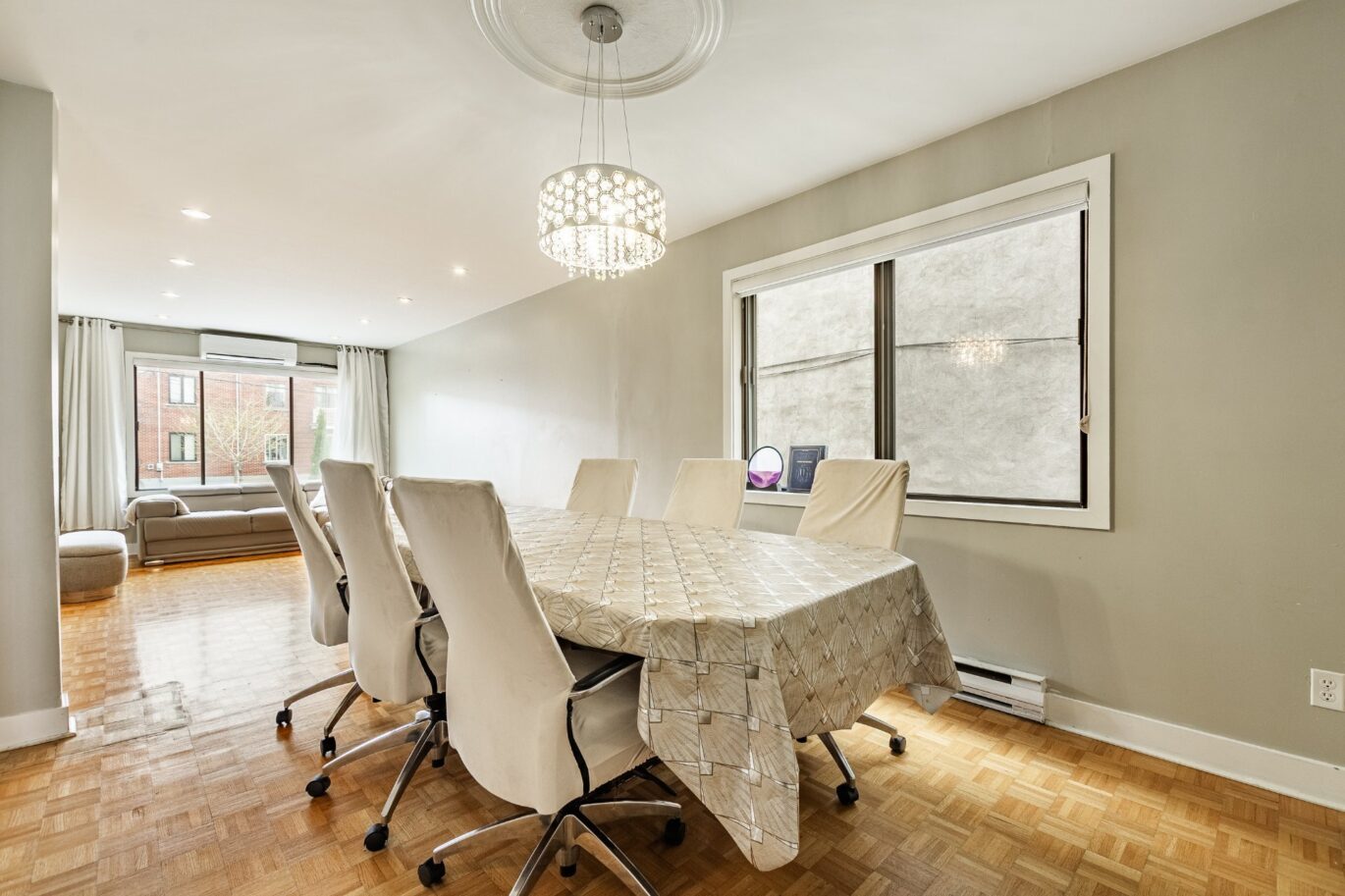 6417 Av. Coolbrook Montréal (Côte-des-Neiges/Notre-Dame-de-Grâce) (Montréal)