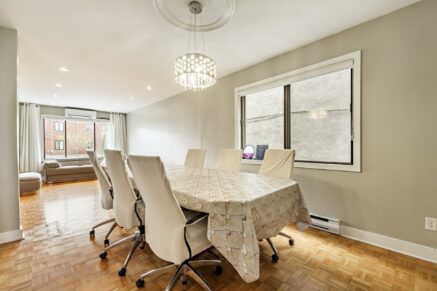 6417 Av. Coolbrook Montréal (Côte-des-Neiges/Notre-Dame-de-Grâce) (Montréal)