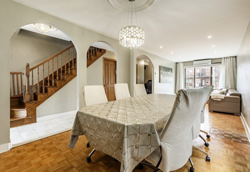 6417 Av. Coolbrook Montréal (Côte-des-Neiges/Notre-Dame-de-Grâce) (Montréal)