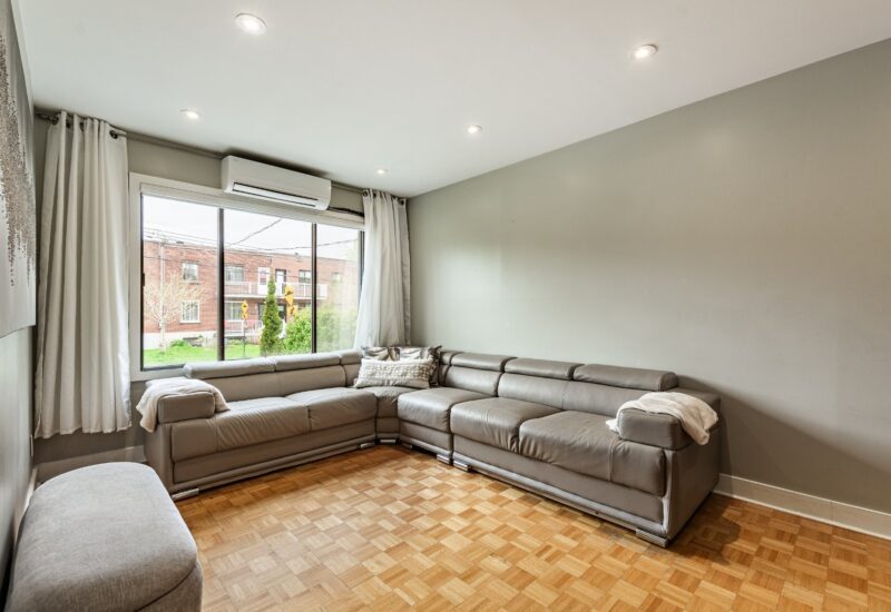 6417 Av. Coolbrook Montréal (Côte-des-Neiges/Notre-Dame-de-Grâce) (Montréal)
