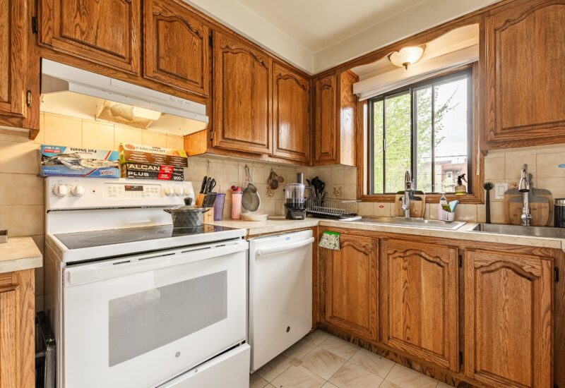 6417 Av. Coolbrook Montréal (Côte-des-Neiges/Notre-Dame-de-Grâce) (Montréal)