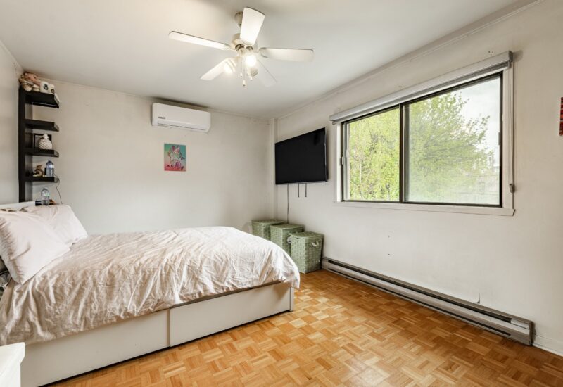 6417 Av. Coolbrook Montréal (Côte-des-Neiges/Notre-Dame-de-Grâce) (Montréal)