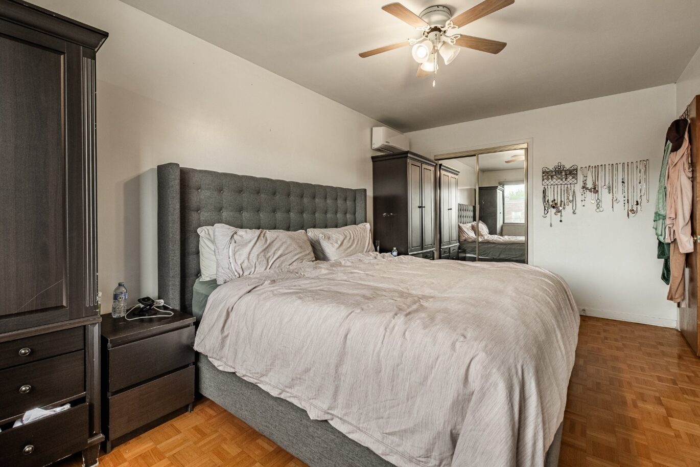 6417 Av. Coolbrook Montréal (Côte-des-Neiges/Notre-Dame-de-Grâce) (Montréal)
