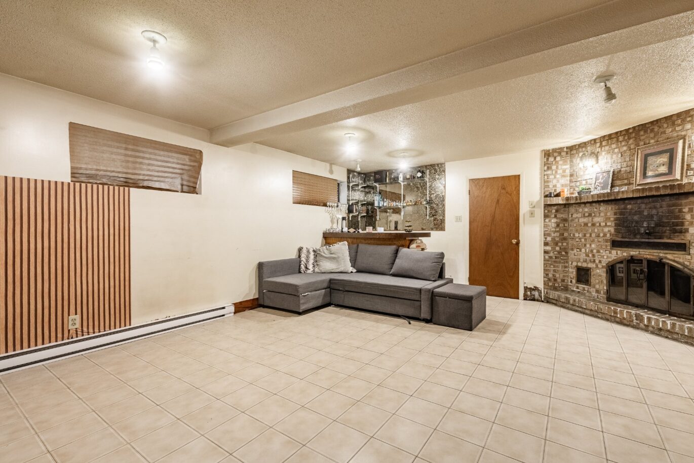 6417 Av. Coolbrook Montréal (Côte-des-Neiges/Notre-Dame-de-Grâce) (Montréal)