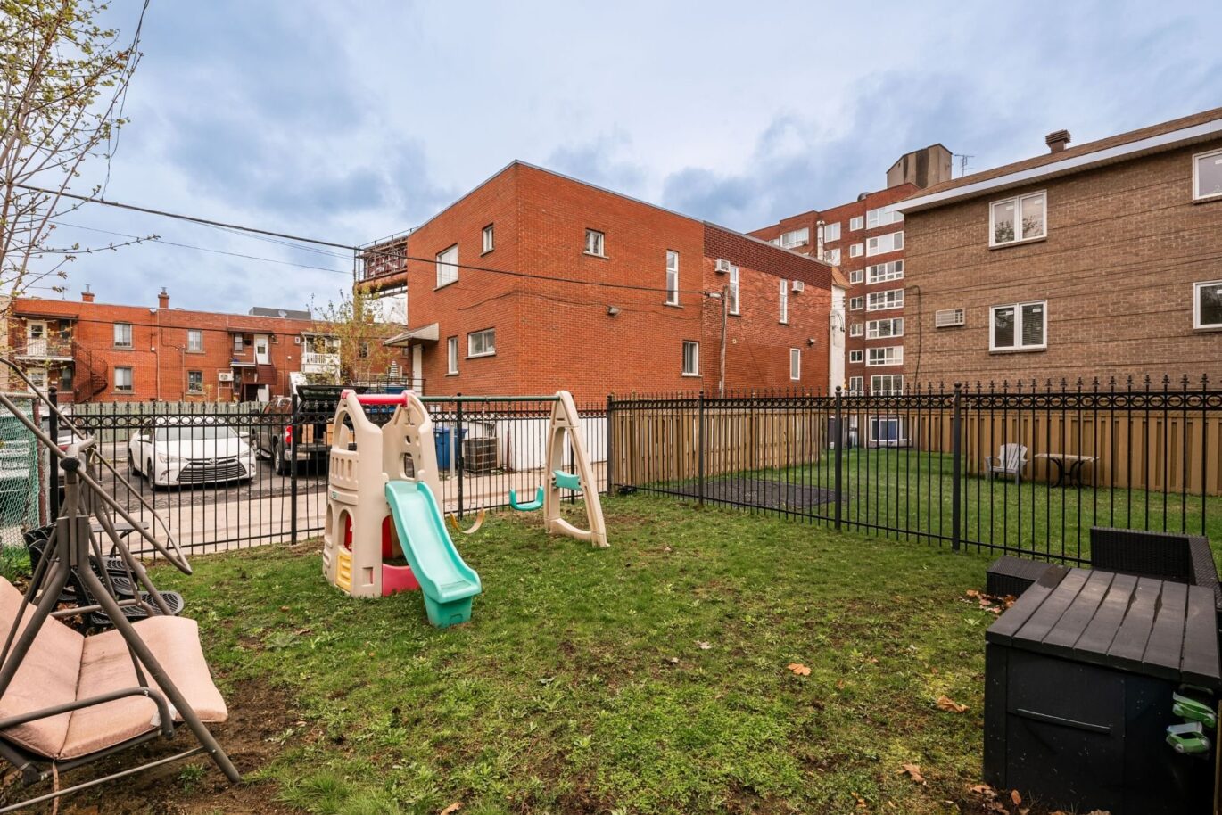 6417 Av. Coolbrook Montréal (Côte-des-Neiges/Notre-Dame-de-Grâce) (Montréal)