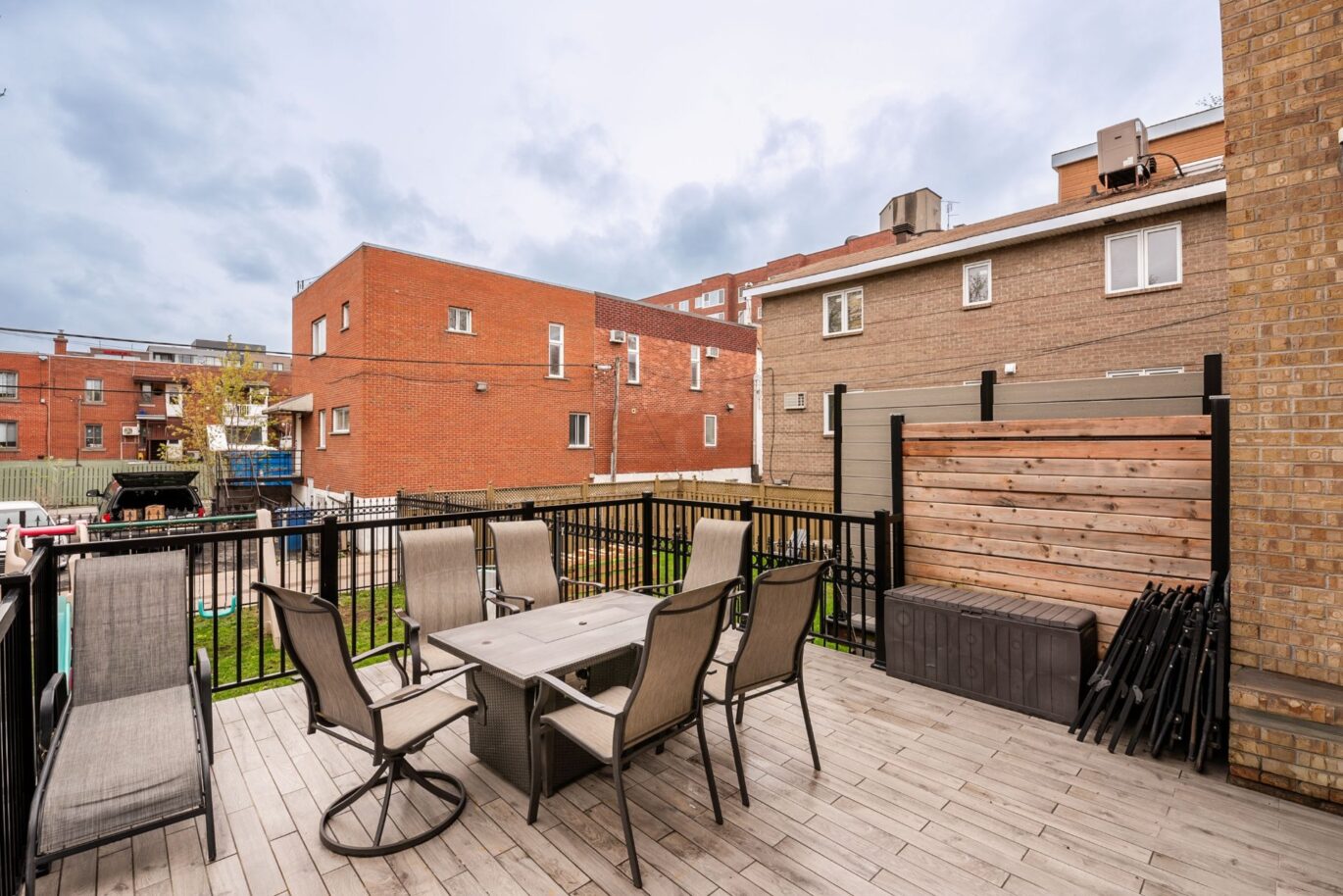 6417 Av. Coolbrook Montréal (Côte-des-Neiges/Notre-Dame-de-Grâce) (Montréal)