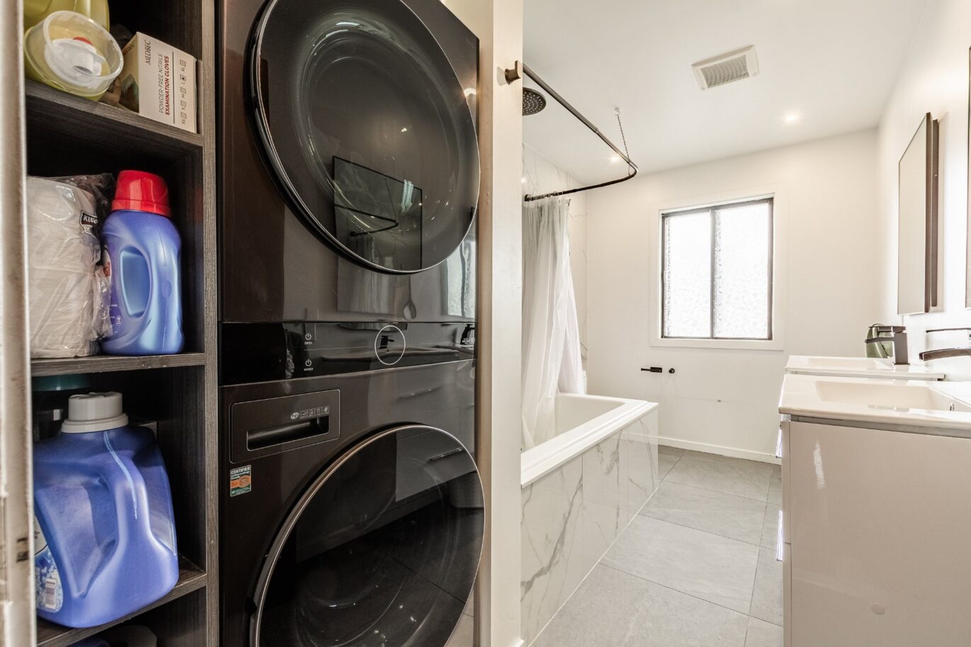 6417 Av. Coolbrook Montréal (Côte-des-Neiges/Notre-Dame-de-Grâce) (Montréal)