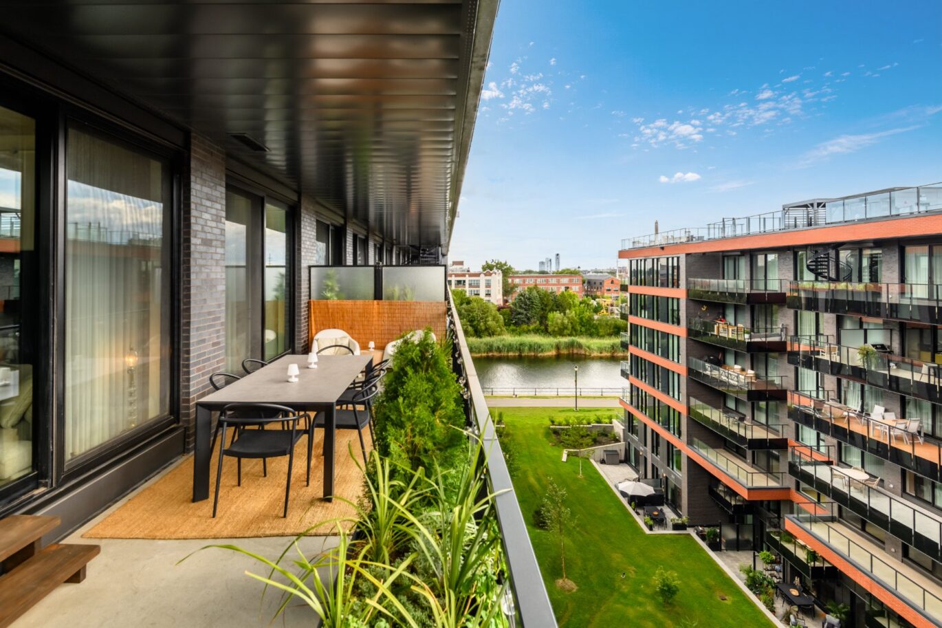 42 Rue du Square-Sir-George-Étienne-Cartier #603 Montréal (Le Sud-Ouest) (Montréal)