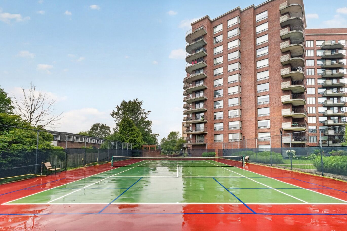 5950 Boul. Cavendish #108 Côte-Saint-Luc (Montréal)