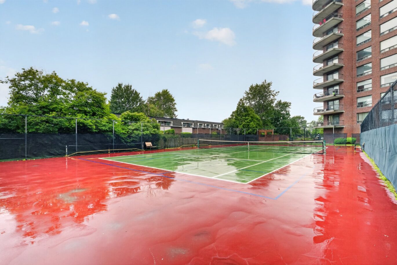 5950 Boul. Cavendish #108 Côte-Saint-Luc (Montréal)