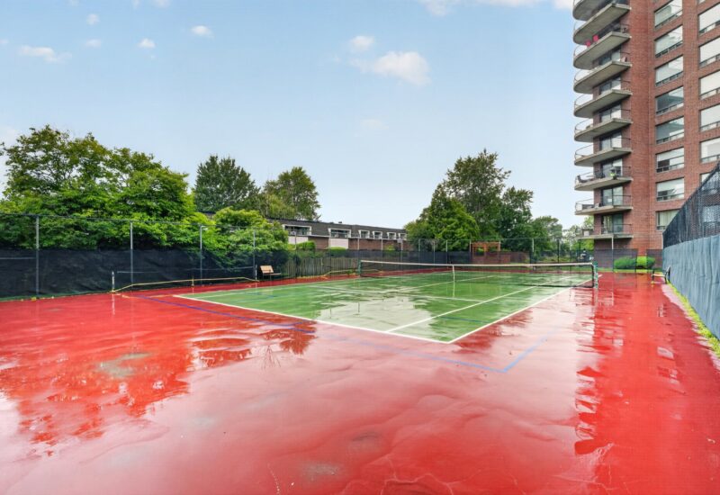 5950 Boul. Cavendish #108 Côte-Saint-Luc (Montréal)