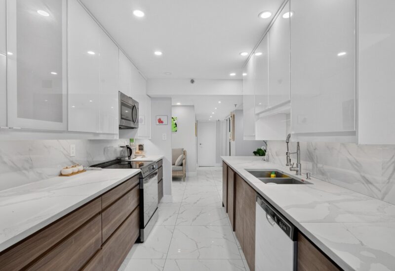 5950 Boul. Cavendish #108 Côte-Saint-Luc (Montréal)