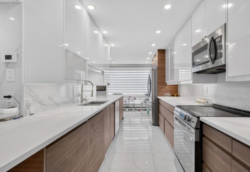 5950 Boul. Cavendish #108 Côte-Saint-Luc (Montréal)