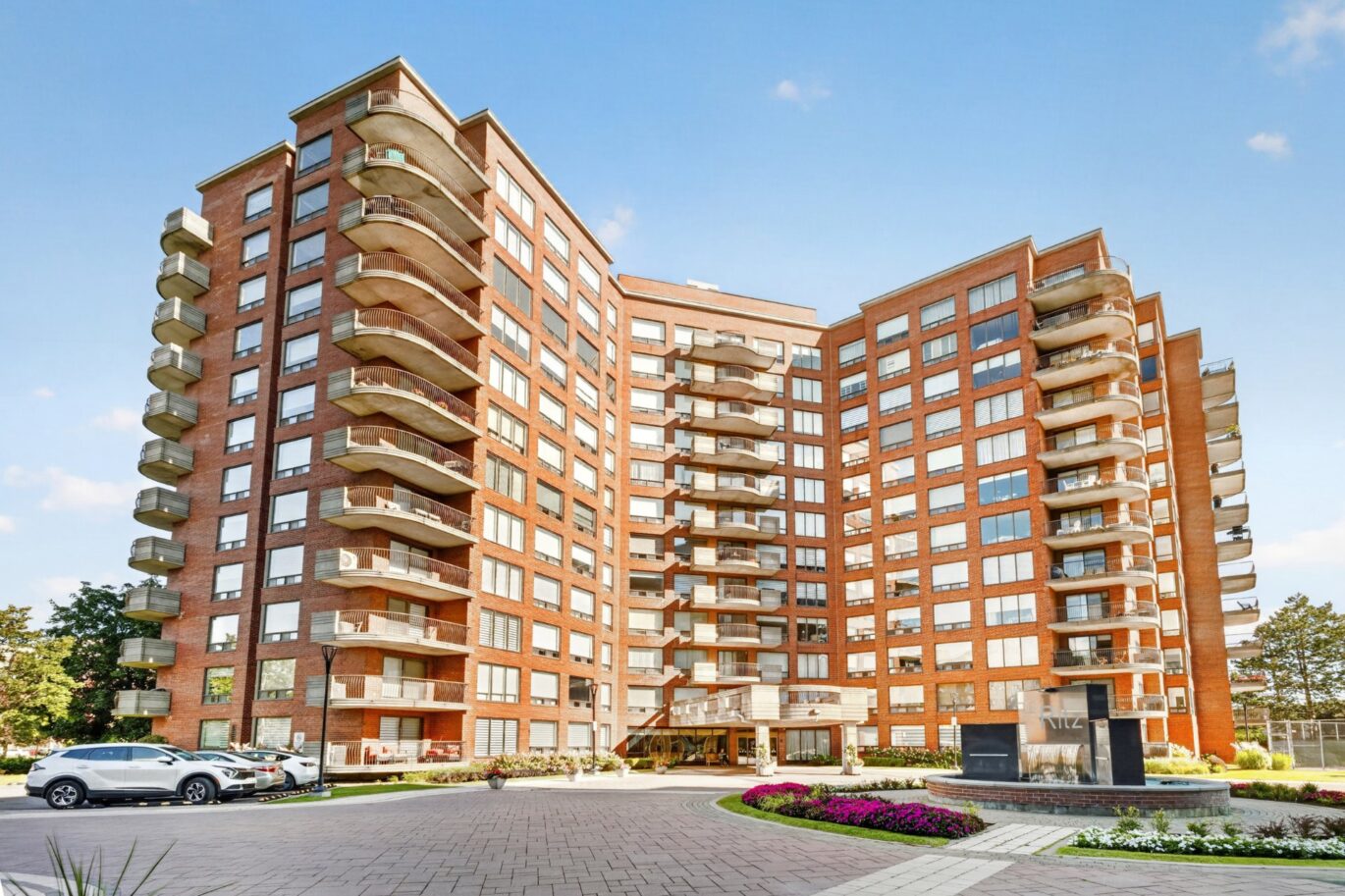 5900 Boul. Cavendish #107 Côte-Saint-Luc (Montréal)