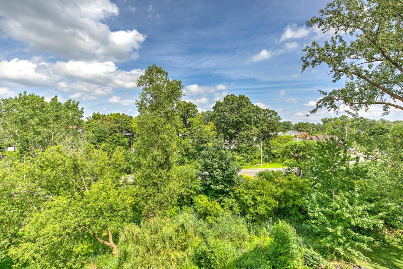 1300 Rue les Érables #406 Laval (Laval-sur-le-Lac) (Laval)
