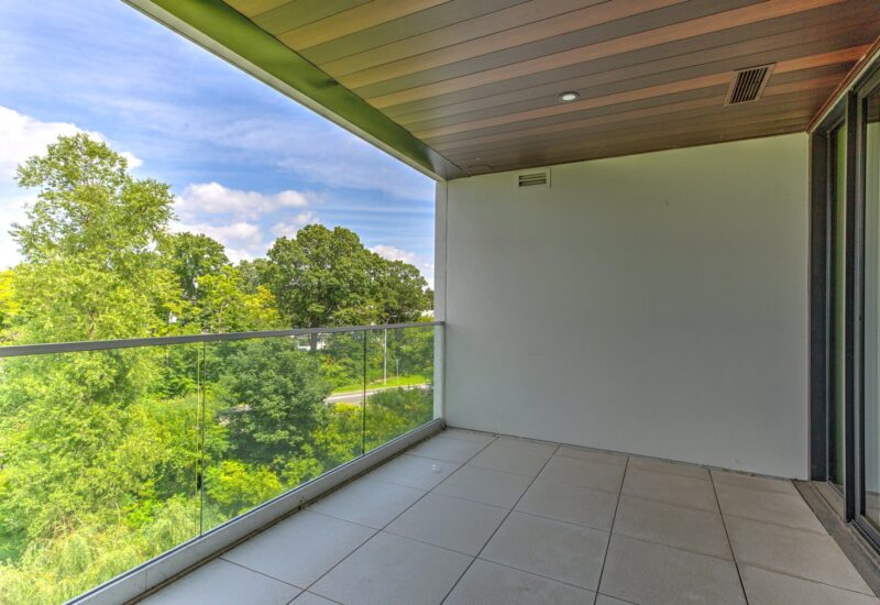 1300 Rue les Érables #406 Laval (Laval-sur-le-Lac) (Laval)