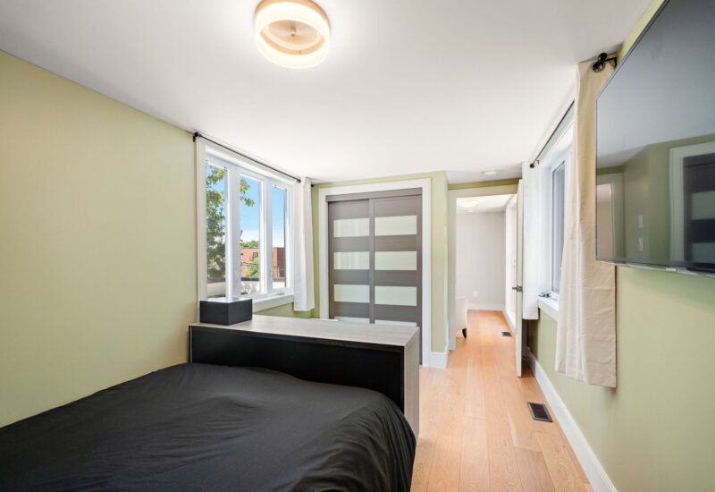 5275 Av. Beaconsfield Montréal (Côte-des-Neiges/Notre-Dame-de-Grâce) (Montréal)