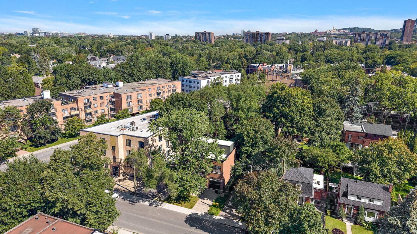 5275 Av. Beaconsfield Montréal (Côte-des-Neiges/Notre-Dame-de-Grâce) (Montréal)