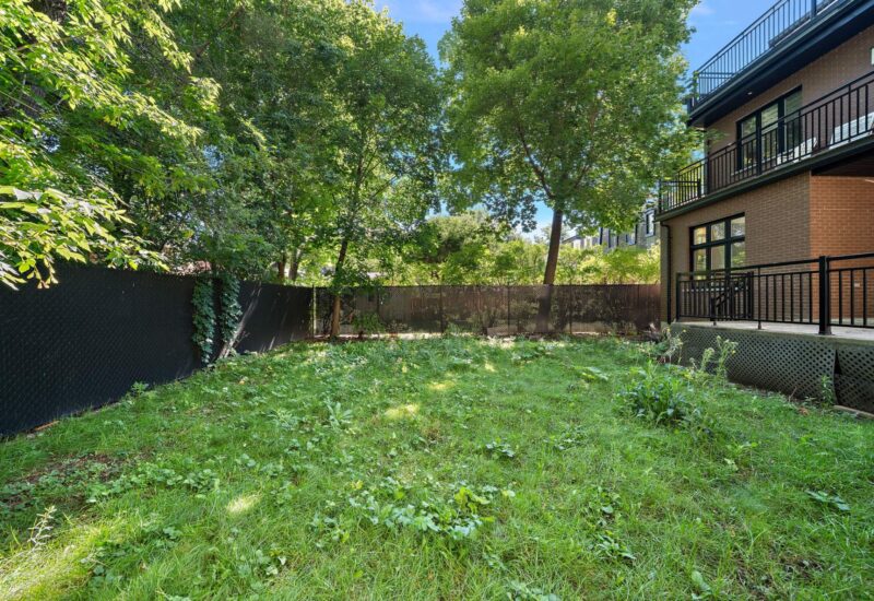 5275 Av. Beaconsfield Montréal (Côte-des-Neiges/Notre-Dame-de-Grâce) (Montréal)