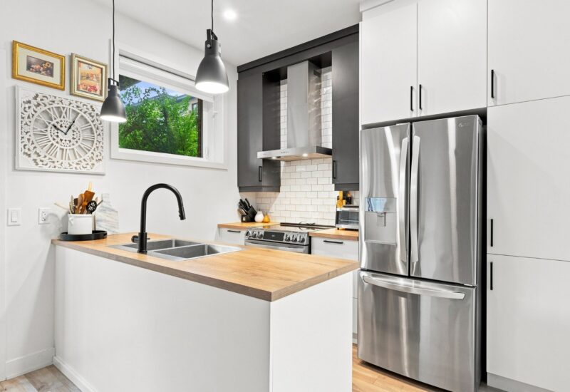3960 Rue Bernard-Hubert Longueuil (Saint-Hubert) (Montérégie)