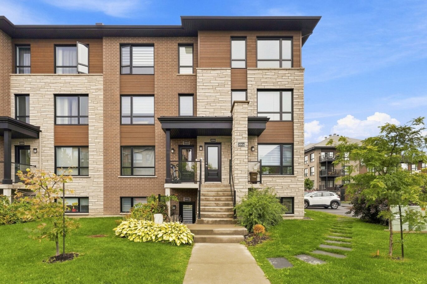 3960 Rue Bernard-Hubert Longueuil (Saint-Hubert) (Montérégie)