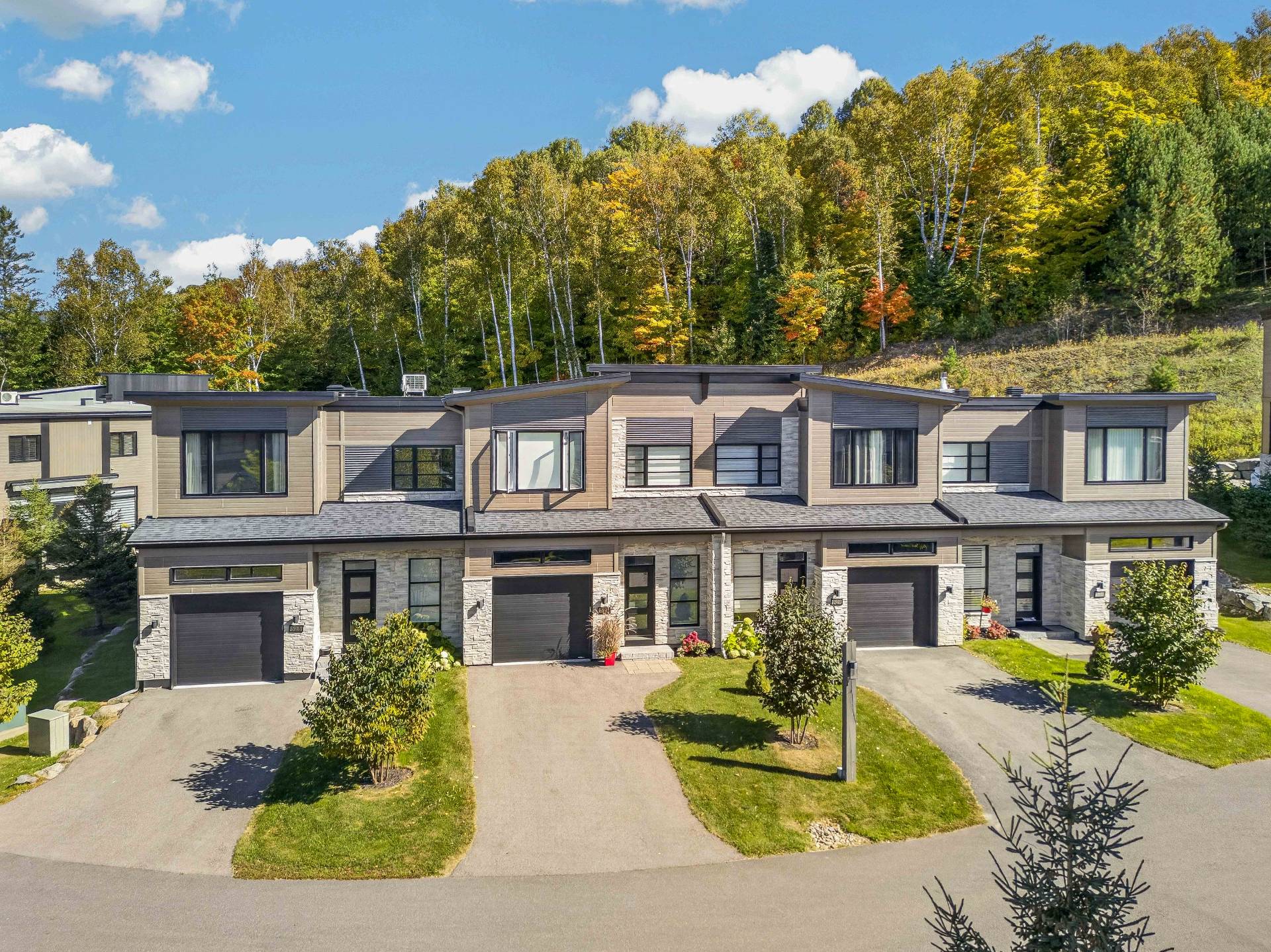 525 Allée de l'Académie Mont-Tremblant (Laurentides) — photo 2