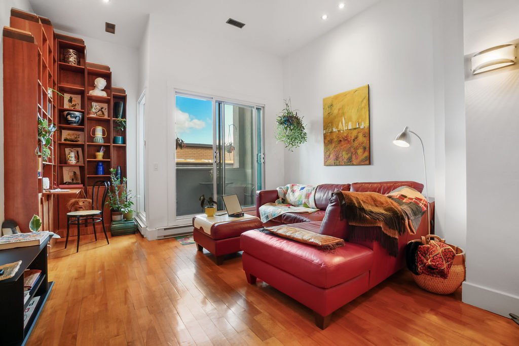 5099 Rue Jeanne-Mance #302 Montréal (Le Plateau-Mont-Royal) (Montréal)
