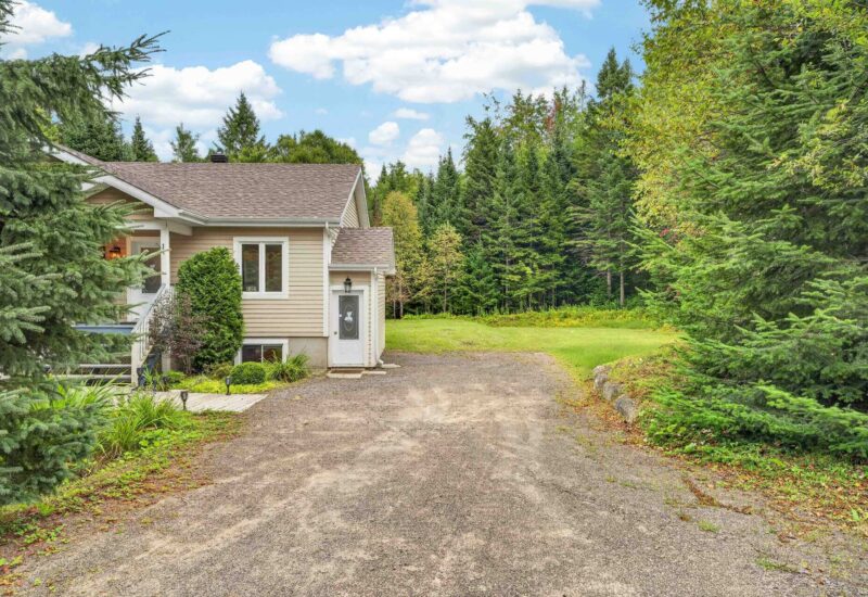 3 – 3 Rue des Golfeurs Sainte-Marguerite-du-Lac-Masson (Laurentides)