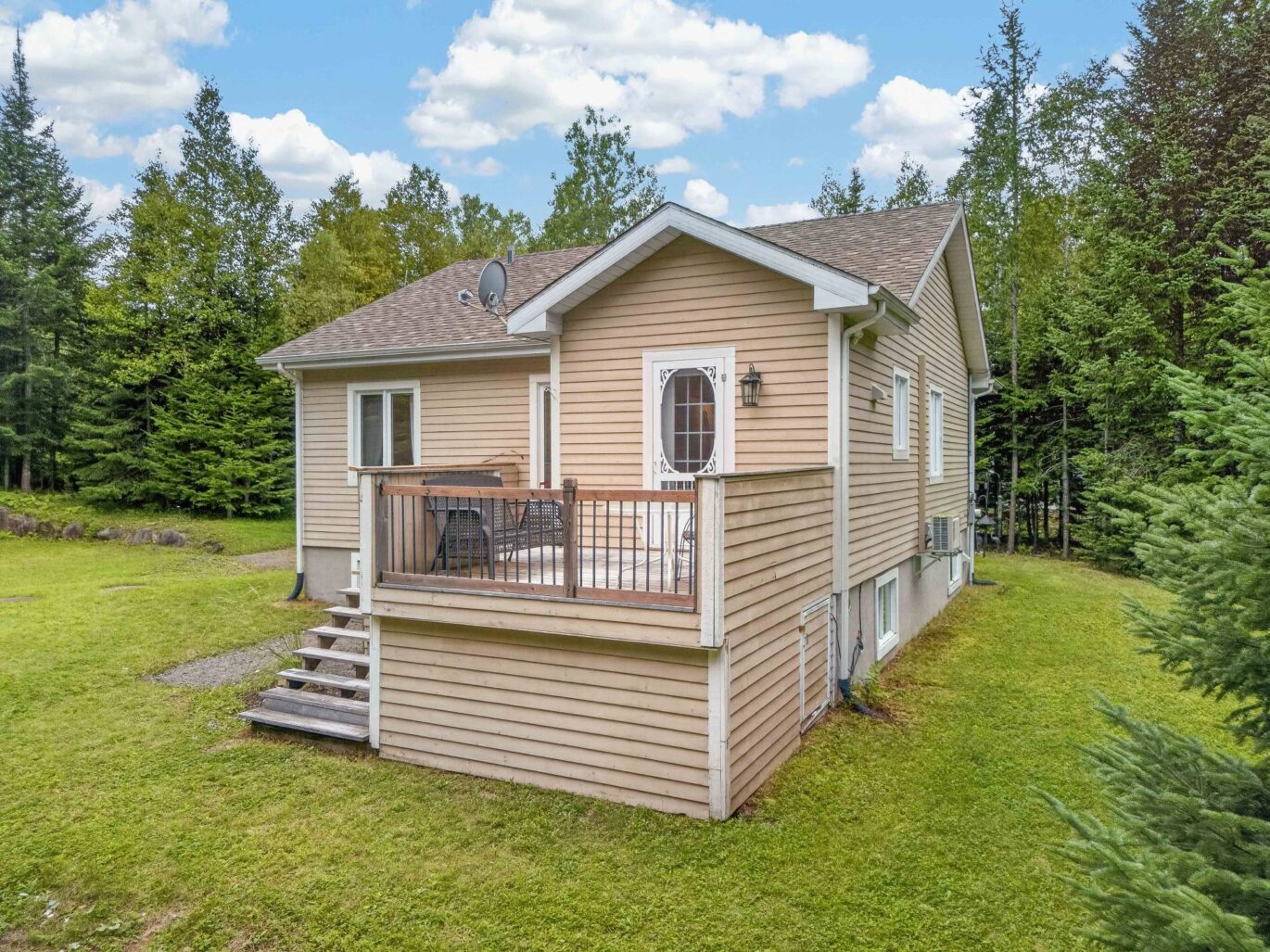 3 – 3 Rue des Golfeurs Sainte-Marguerite-du-Lac-Masson (Laurentides)
