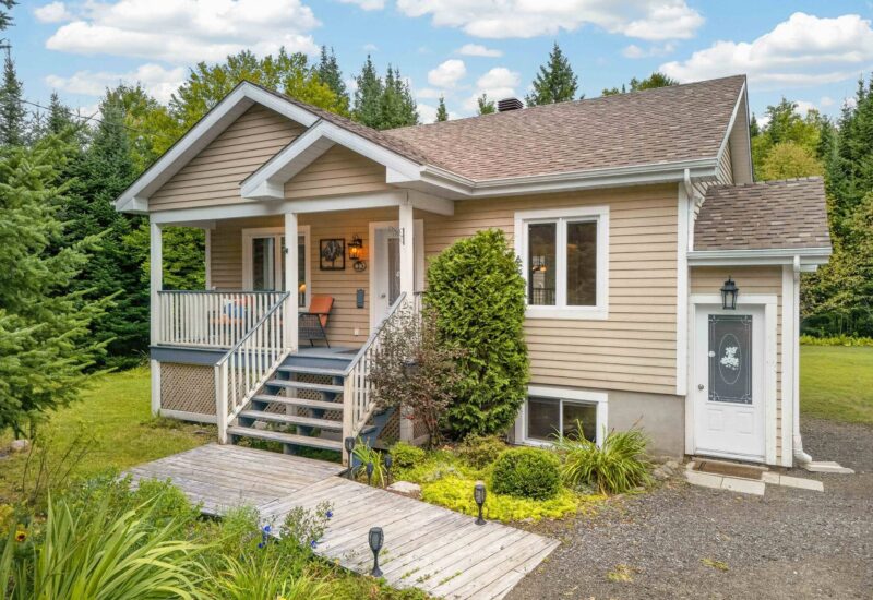 3 – 3 Rue des Golfeurs Sainte-Marguerite-du-Lac-Masson (Laurentides)
