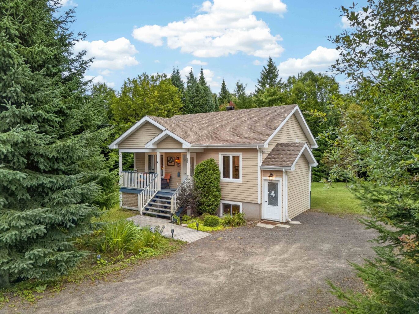 3 – 3 Rue des Golfeurs Sainte-Marguerite-du-Lac-Masson (Laurentides)