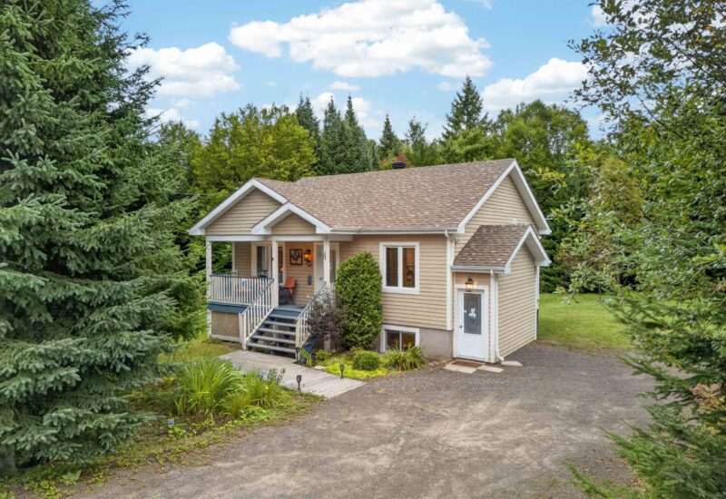 3 – 3 Rue des Golfeurs Sainte-Marguerite-du-Lac-Masson (Laurentides)